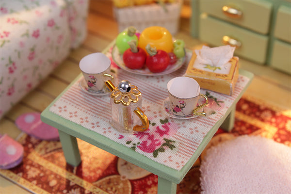 Miniature DIY Doll House Kit with Furniture and LED, Dust Cover. DIY Wooden House Kit (M012)